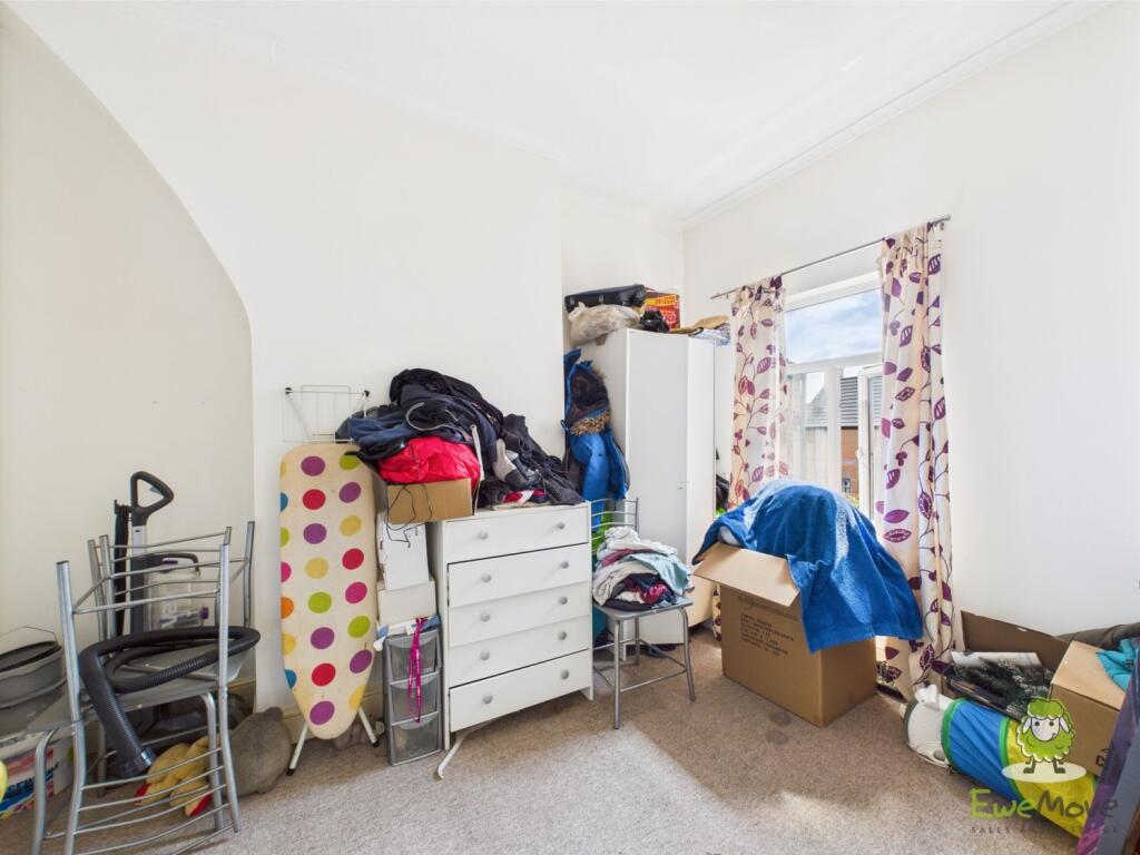 Bedroom 2 - Charlotte Thomasson Ewemove Whitchurch