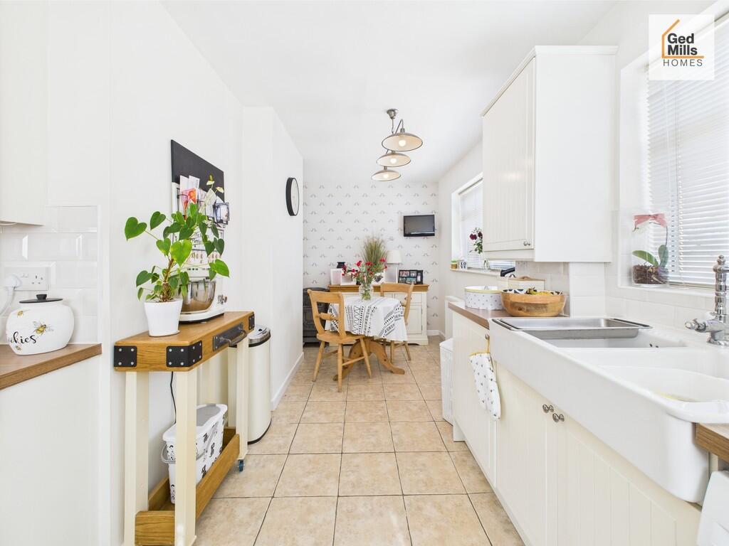 CAM04261G0-PR0048...