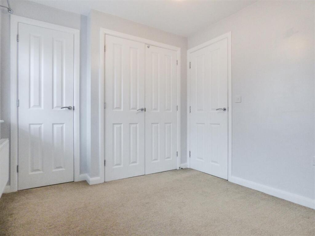 Bedroom-two-3.jpg