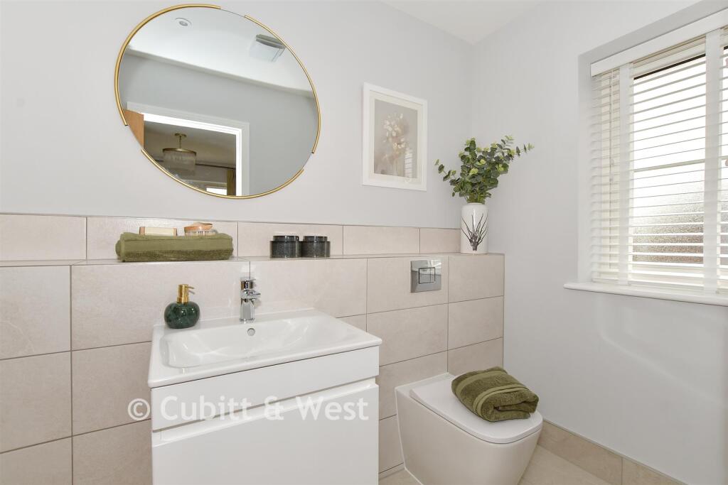 Ensuite