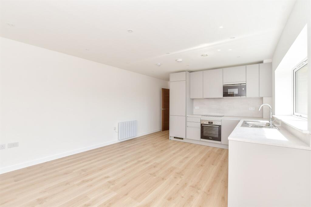 Living/ Kitchen/ Dining Area