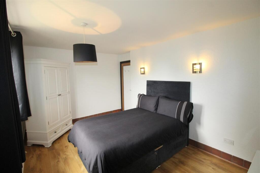 Fieldway, 4 Bedroom Two 1.JPG