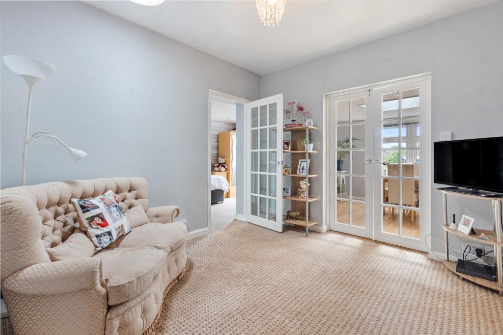 A16 - 115 Goodrington Road Paignton - 250606