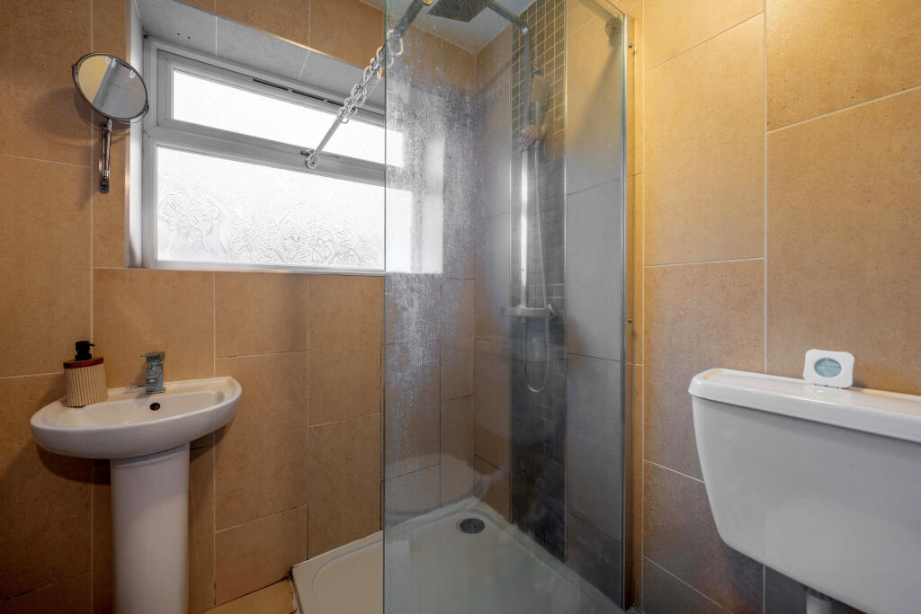 Buckingham Rise 09369