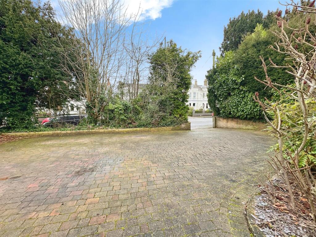 050b80d8-image_picker_81748AAB-9E17-4458-9865-2CEB