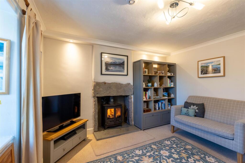 12 Grey Row, Ruthvenfield-22.jpg