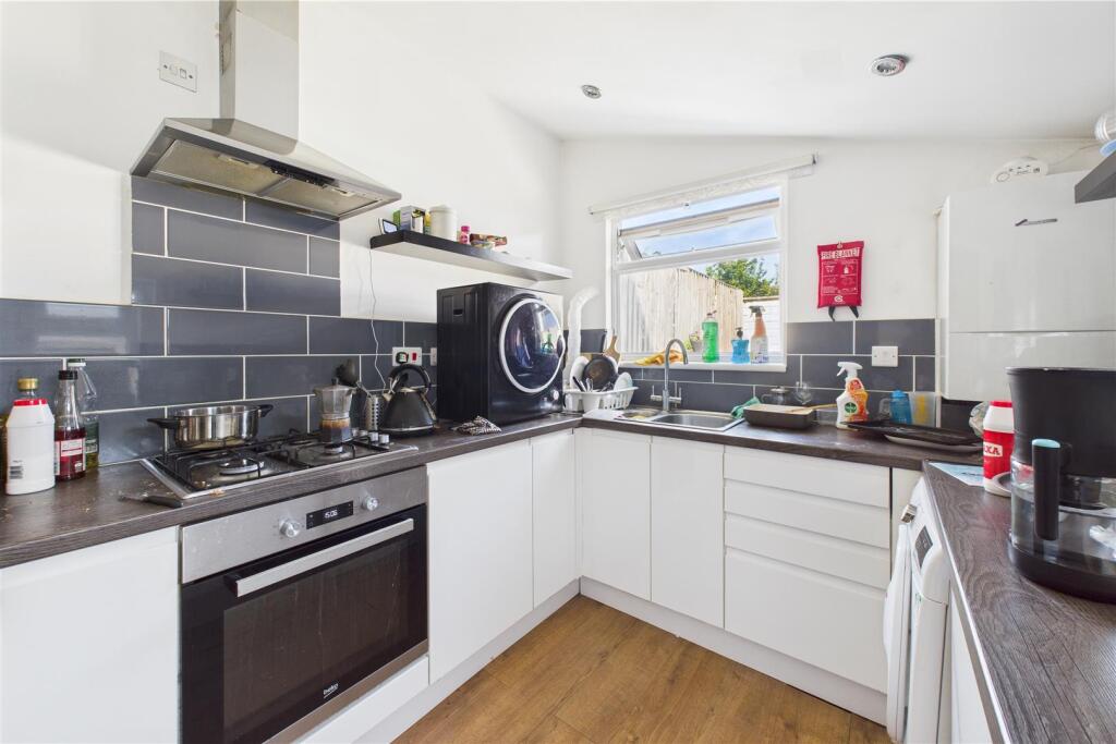 30 Westminster Road, Whitehall, Bristol BS5 9A | F