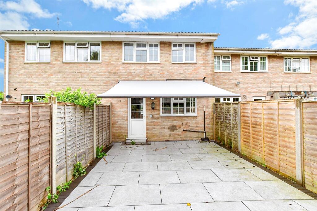 External Lifestyle Photograph