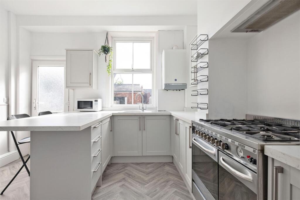 untitled (6 of 13).jpg