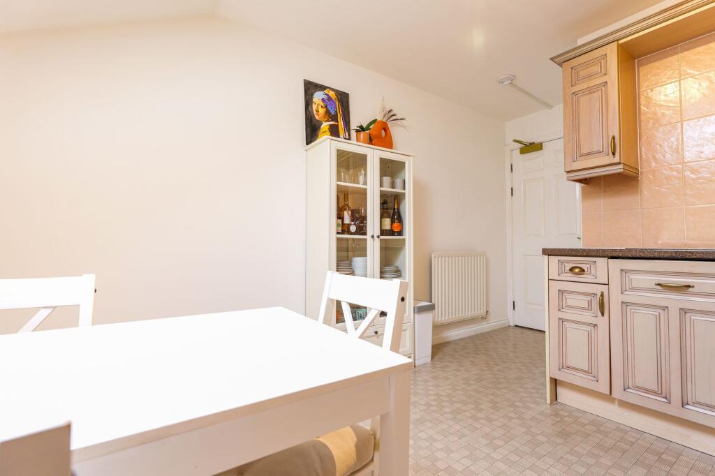 Kitchen/Diner: Suitabl for entertaining