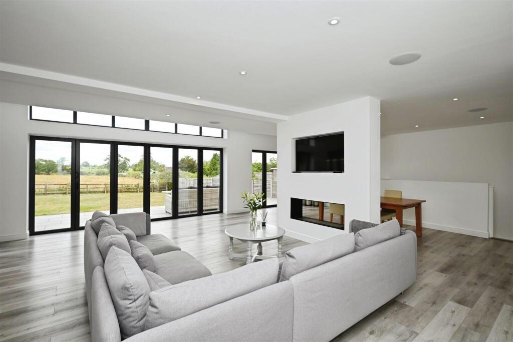 Kitchen/Dining/Family Room