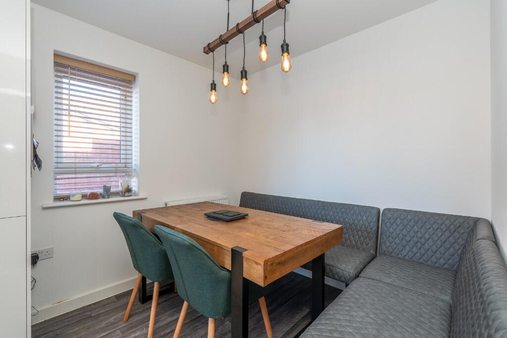 Blackmoor Road, Whiteley, Hampshire, PO15