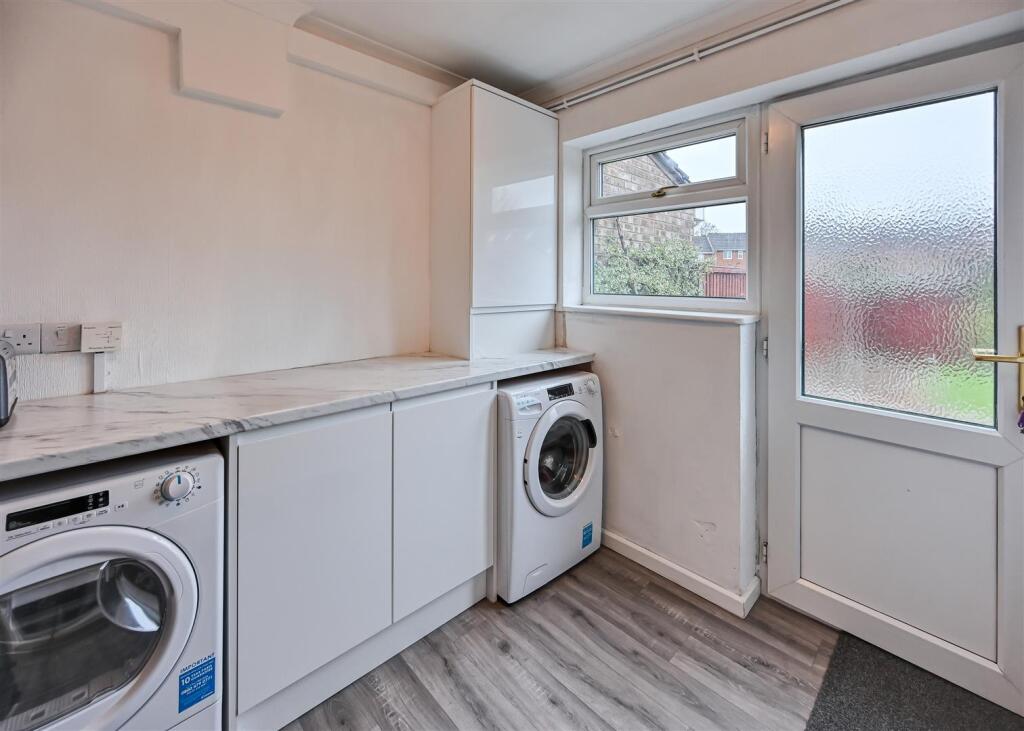 1 Denham Gardens-01.jpg