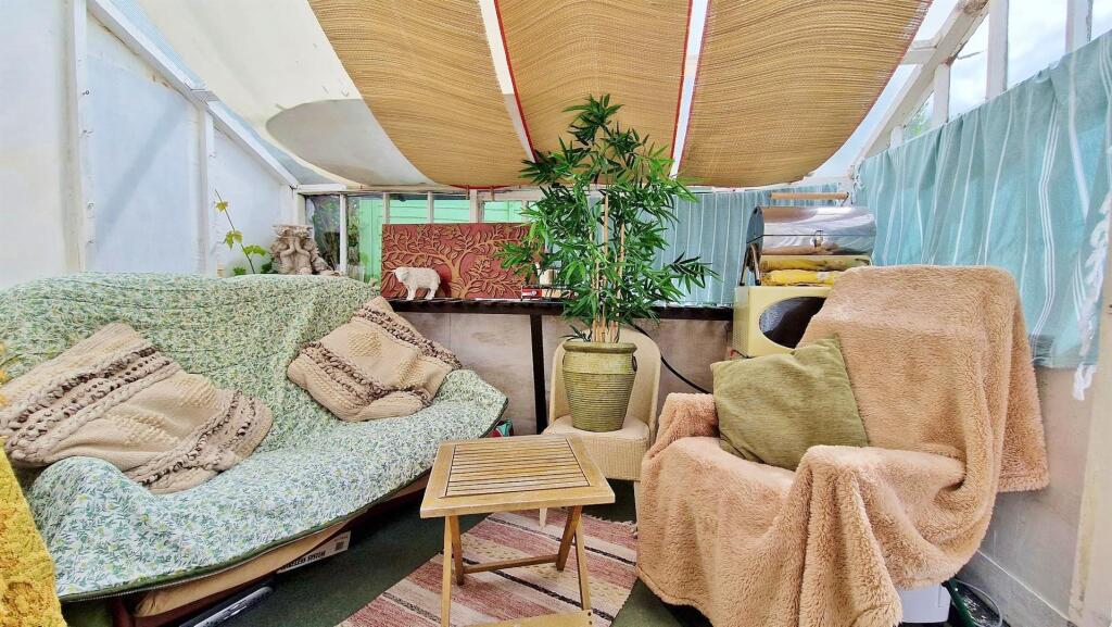 Lean-To/Conservatory