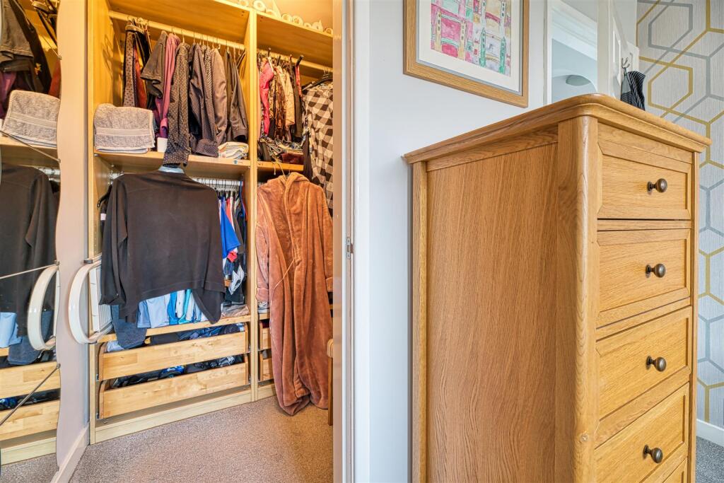 Walk in Wardrobe
