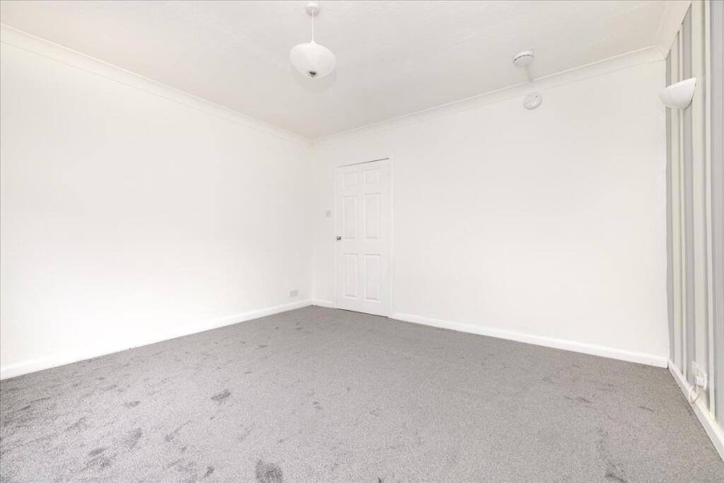 46 Eskvale Drive, Penicuik, EH26