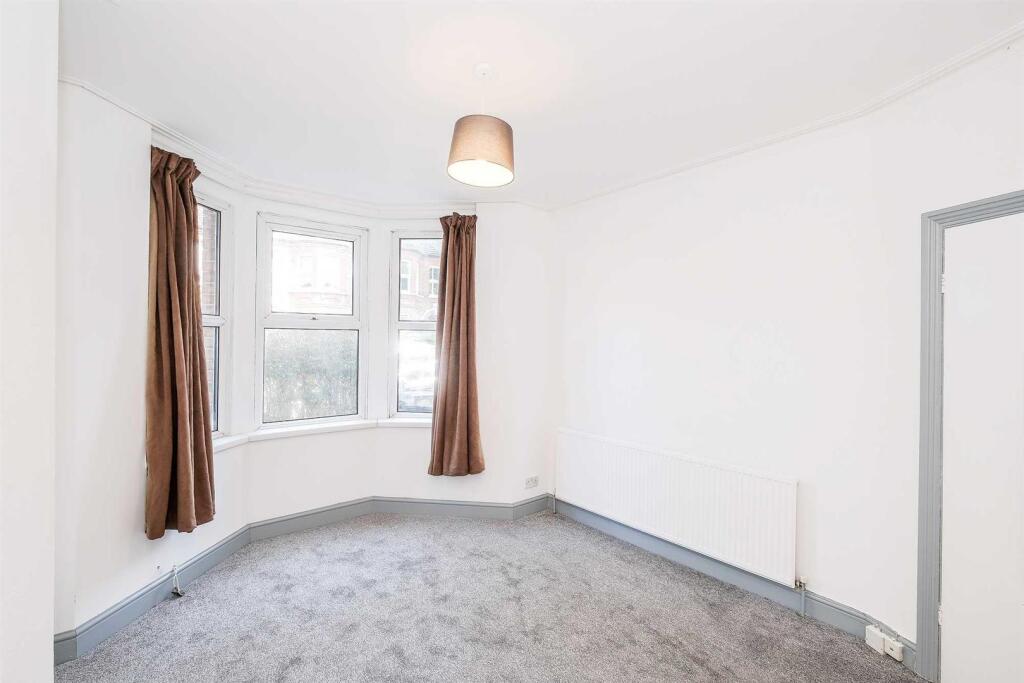 6 Cornwallis road-3.JPG