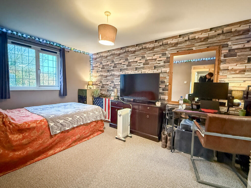 20251029_14311313...