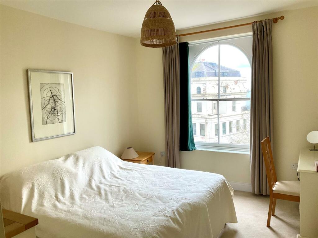 Bedroom 2.jpg