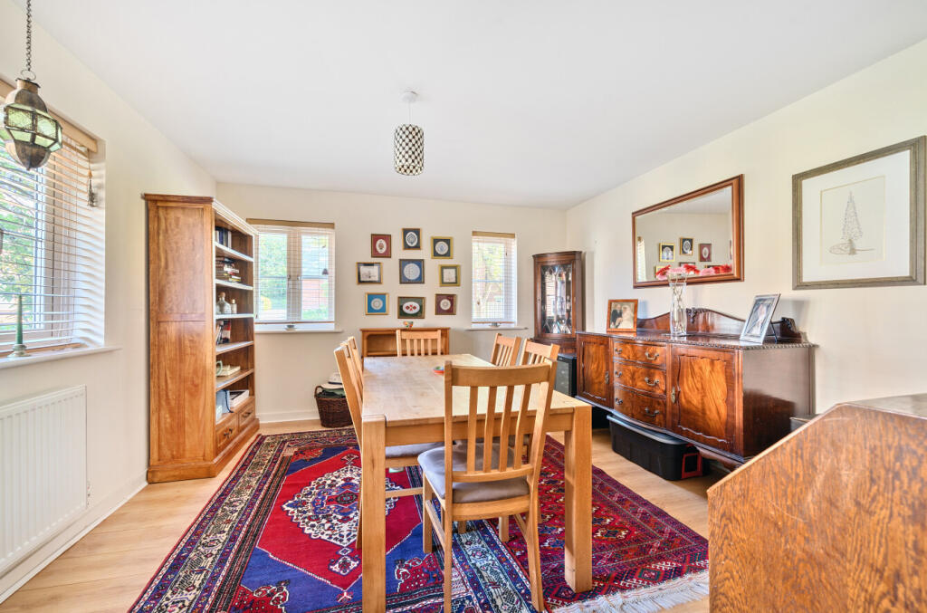 10-68220d27beb6d-...