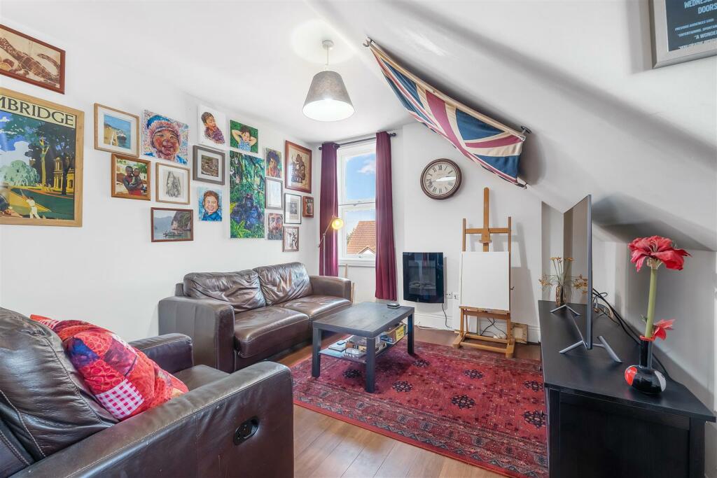 Croydon Road SE2015-HDR.jpg