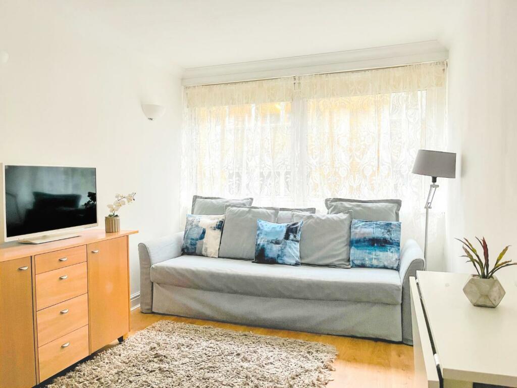 1 Living room 2024.jpg
