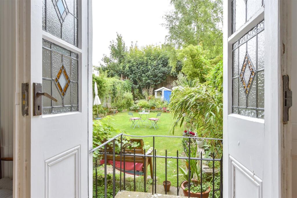 Internal Lifestyle Photograph