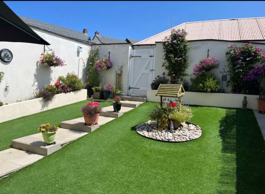 Garden 1.jpg