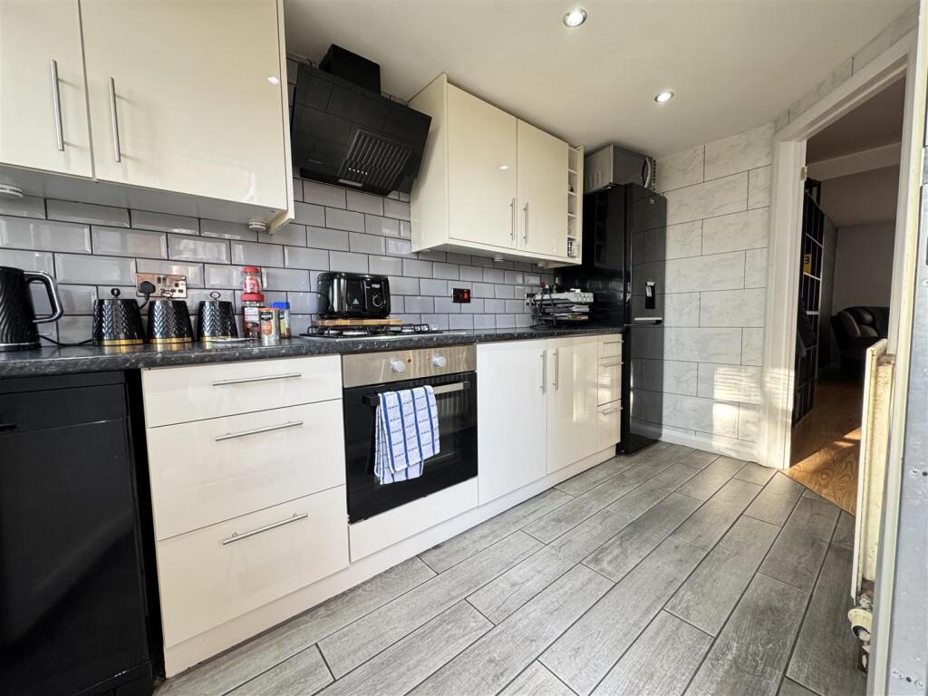 IMG_4949 (Large).JPG