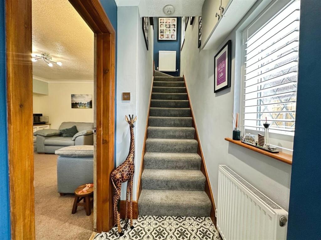 3da29ea3--40EF-9ABF-1A9B1F776E66-11963-00000366968