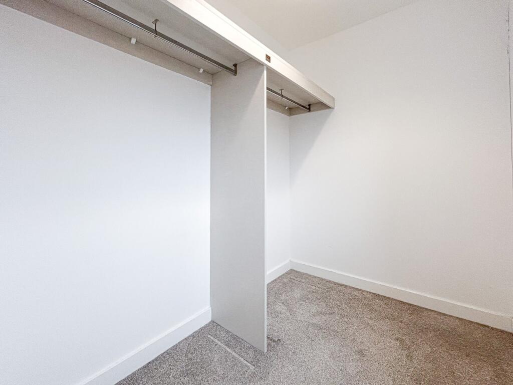 Walk-In Wardrobe