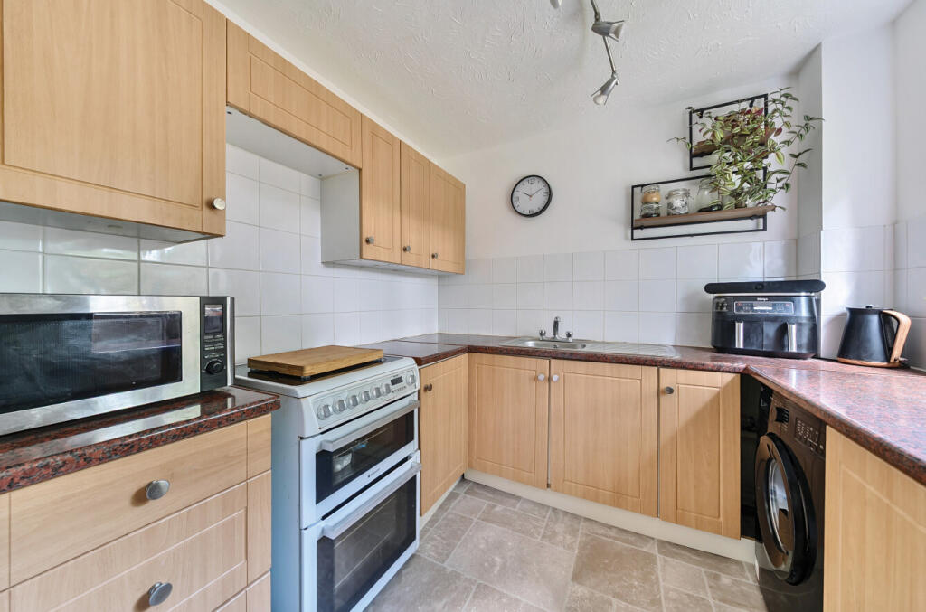 1310385-6-685954d...