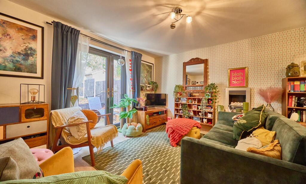 Harvey Close BW 4.jpg