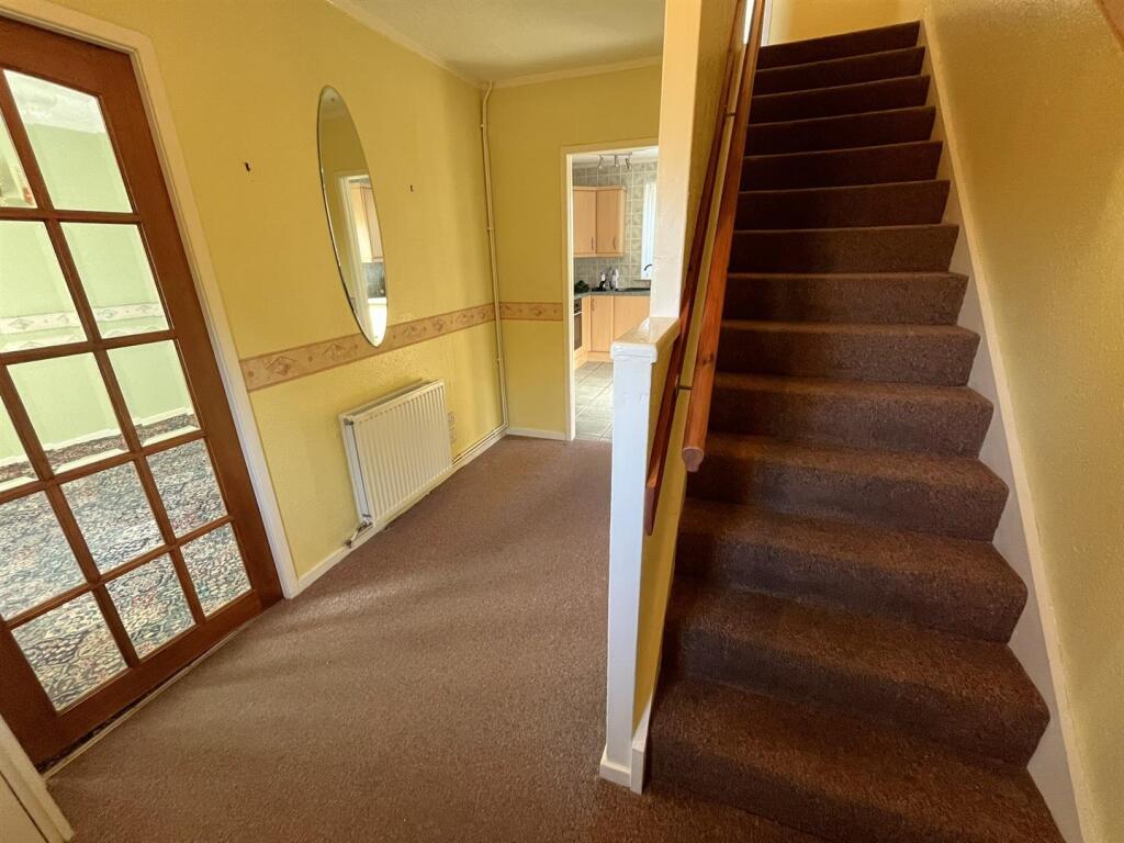 STAIRCASE &amp; LANDING