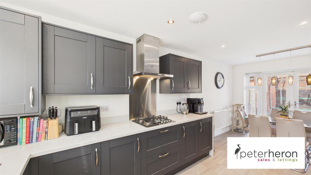 Open Plan Kitching &amp; Living Area
