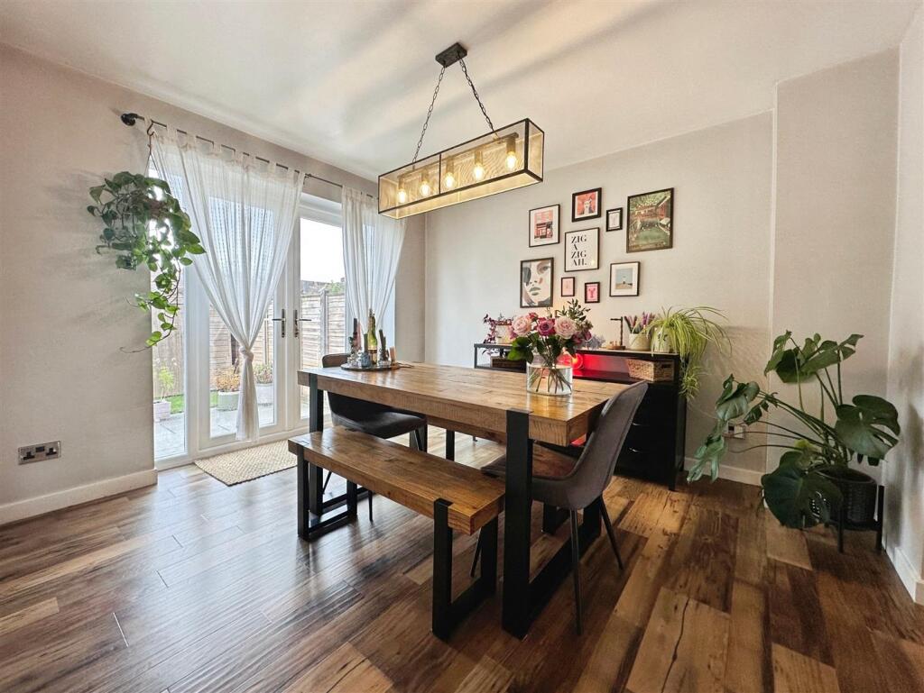 27de522b--4806-9A82-BEFCAFD7B781-29618-0000291324F