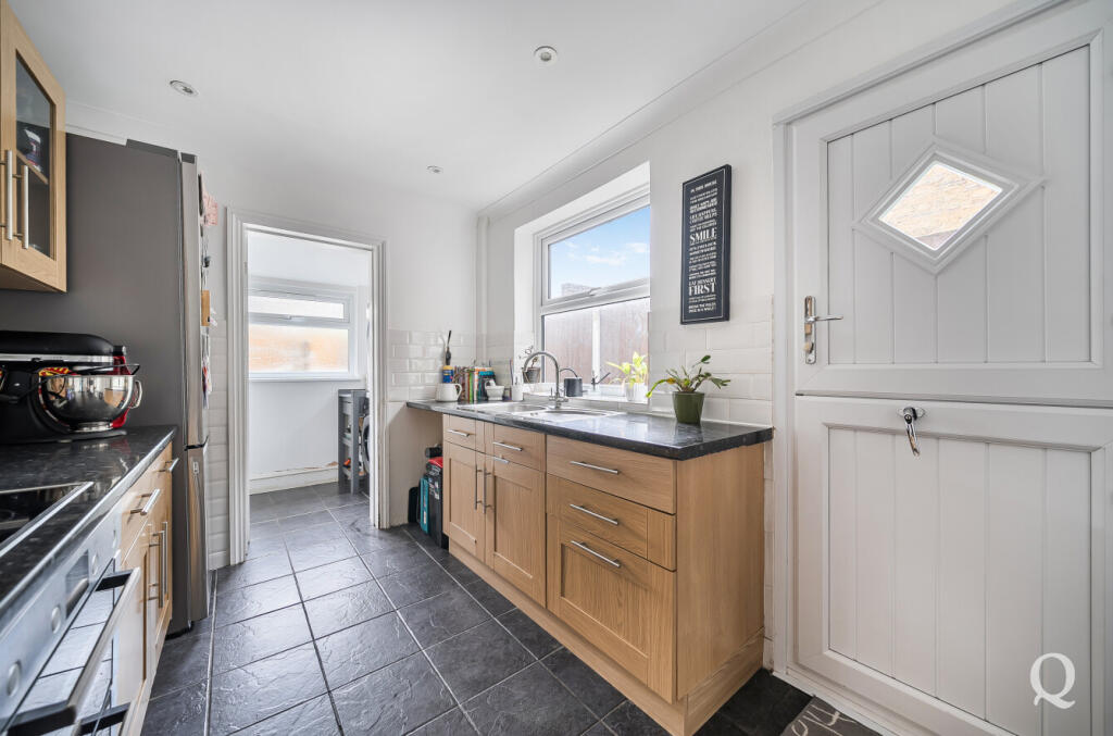 5fd3ee1c-c4e7-49f...