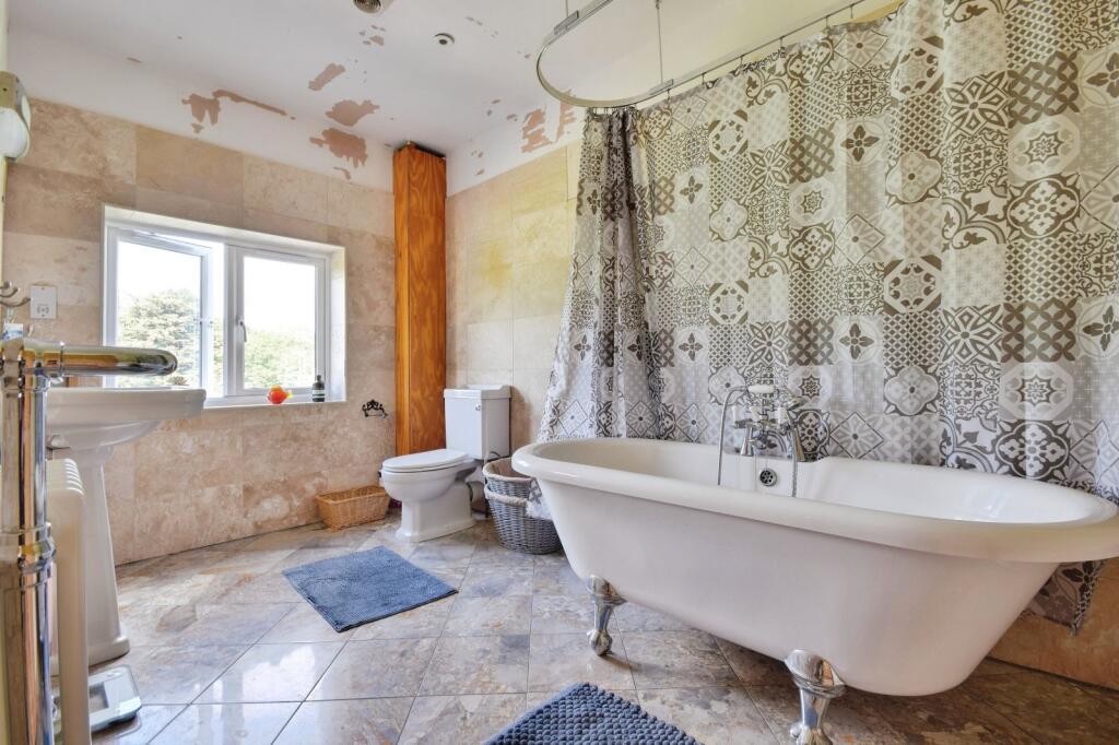 Family Bathroom W.C