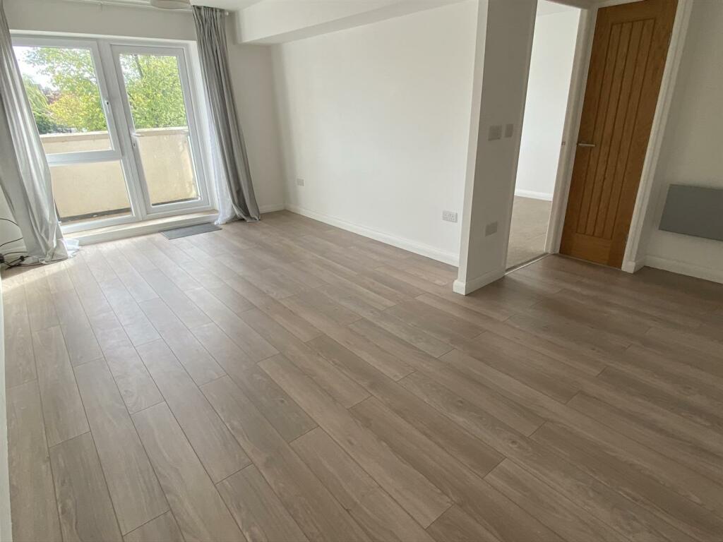 Open plan entrance, lounge and kitchen