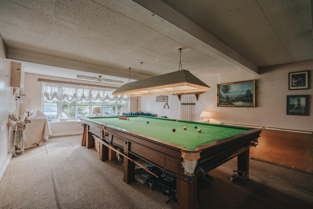 Snooker Room