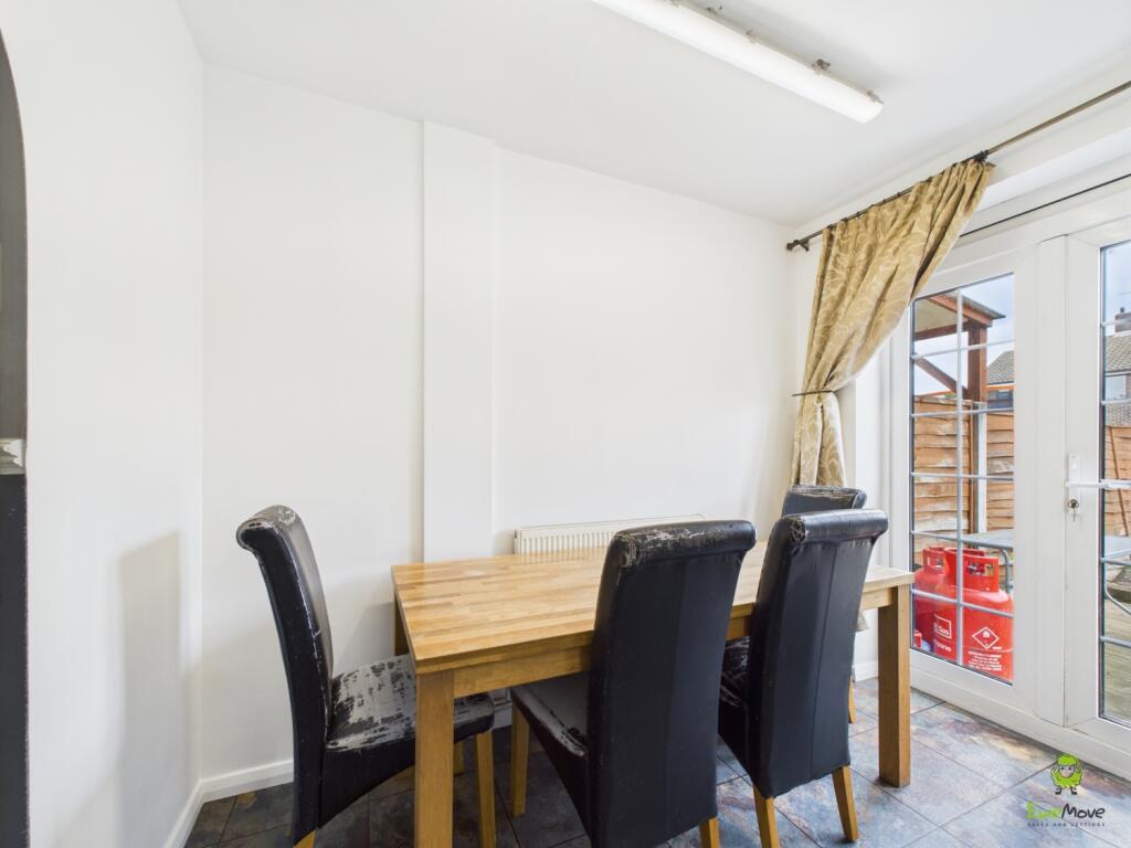 CAM02615G0-PR0097-STILL008