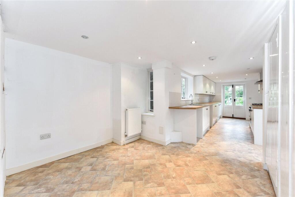 Kitchen/Dining Room