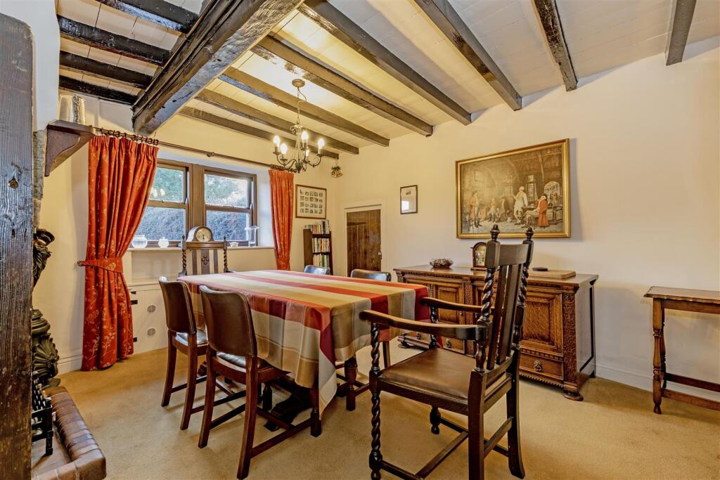 Dining Room-2.jpg