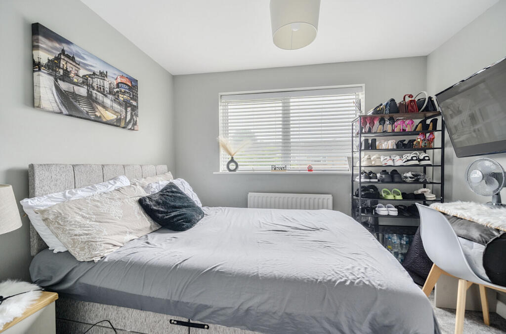 1296130-11-6841bc...