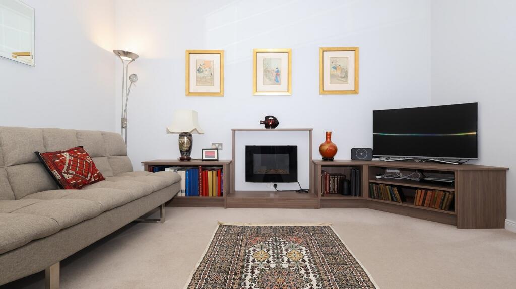 Lounge Additional