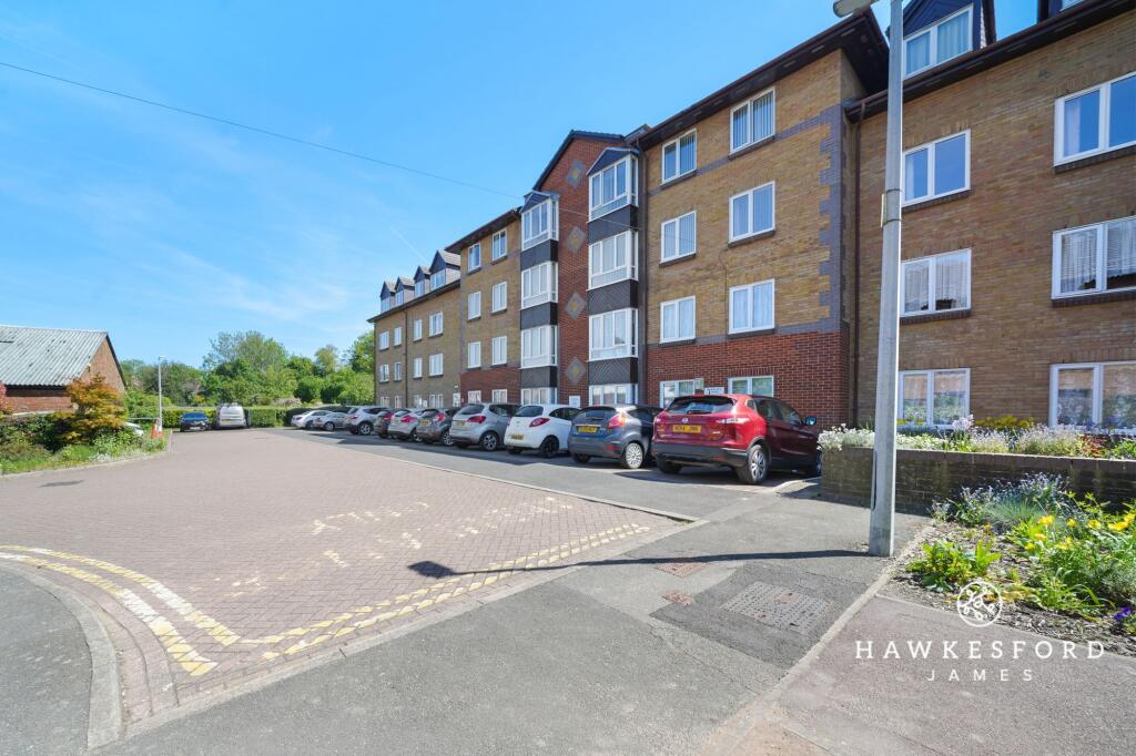 Barkers Court, Sittingbourne - Residents parking