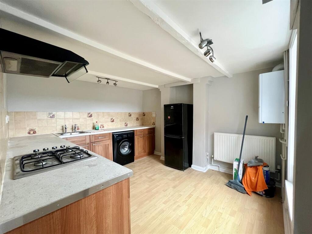 oxford road - kitchen