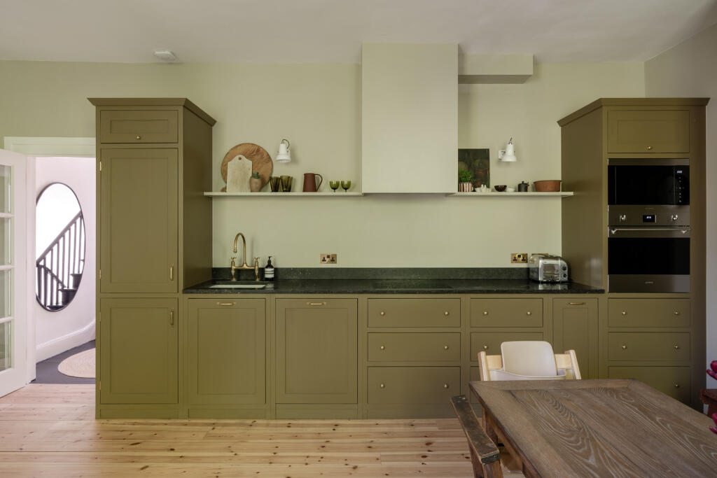 280660 - Greenwood Road, London E8 - high res -...