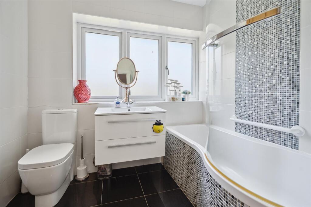 20 Oakley Wood Drive_28.jpg