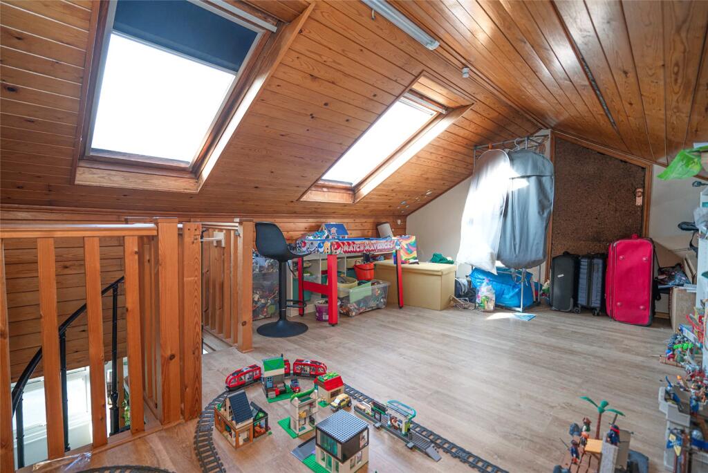 Loft Room A